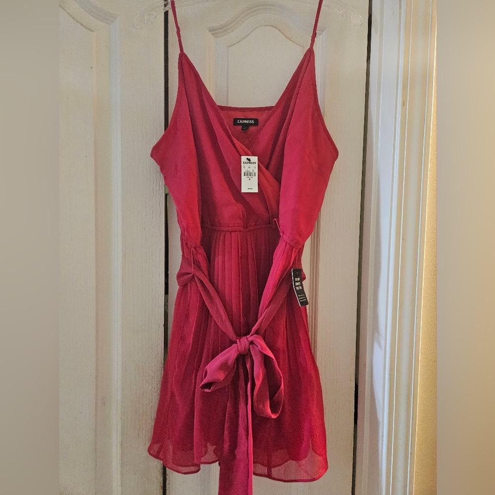 Express Romper - Picture 2 of 4